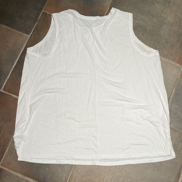 Terra & Sky 3X white tank top 24 W - 26W plus size shirt - Picture 6 of 6